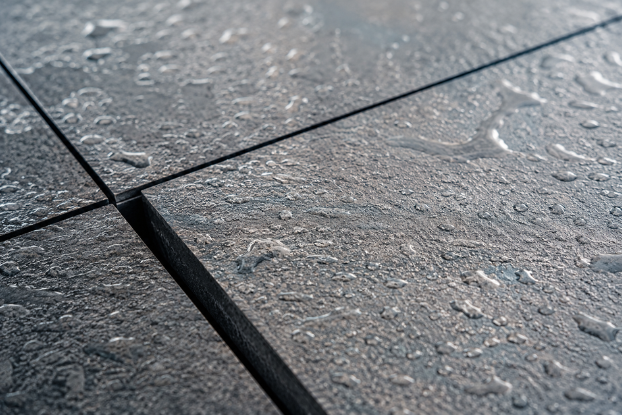 Carrelage avec gouttes d'eau